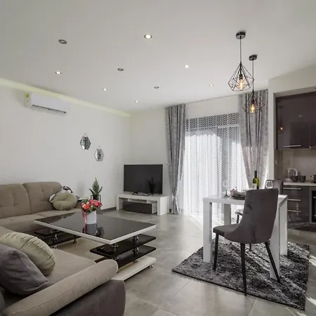 Apartmani Mm Trogir Exterior photo