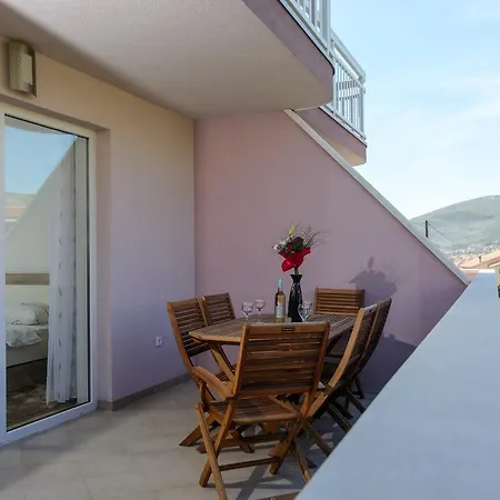 Apartmani Mm Trogir Exterior photo